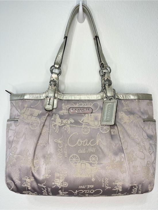Coach Handbags - Coach Ashley Signature Horse & Carriage
Shoulder Bag A1163-F16881 EUC